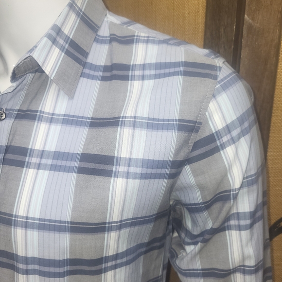 Hugo Boss Cotton Button Up Shirt, L, Slim Fit - Picture 2 of 8